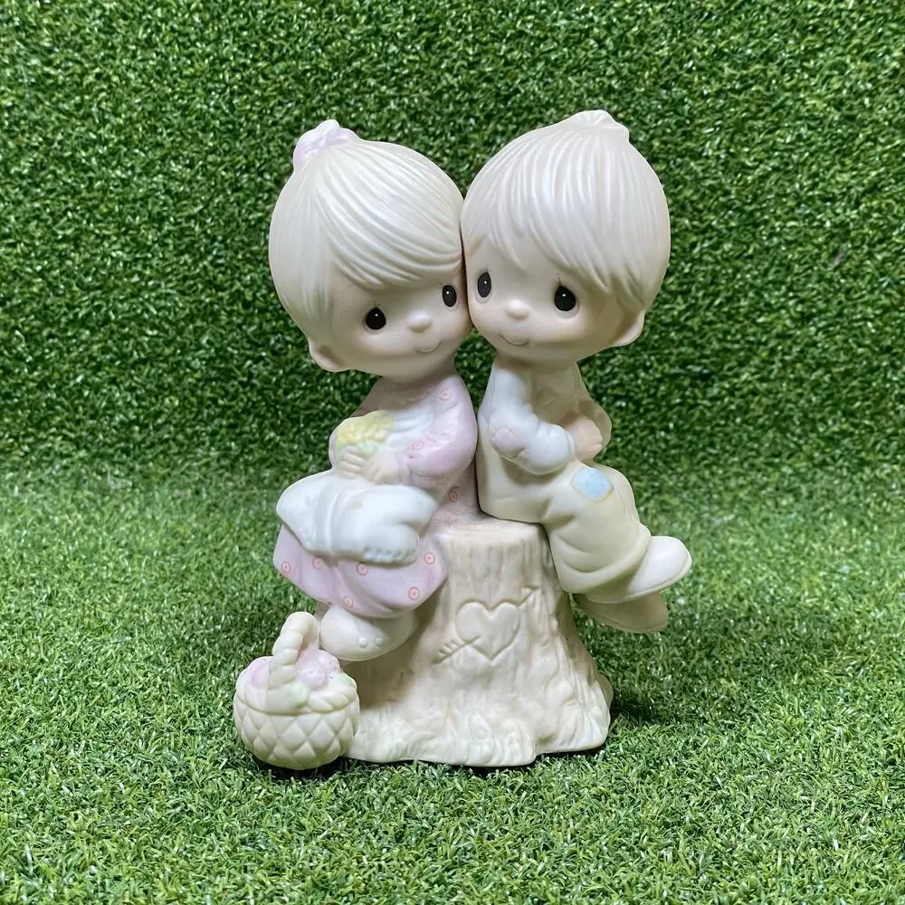 Vintage Precious Moments Love One Another Porcelain Figurine #E-1376